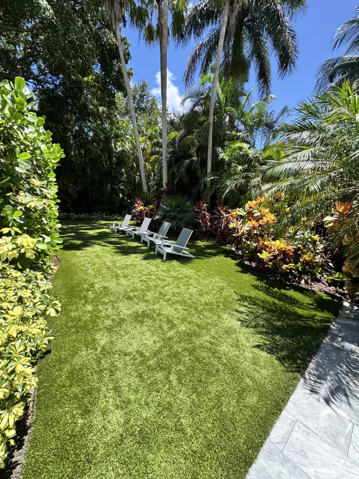 lantana artificial turf odor removal